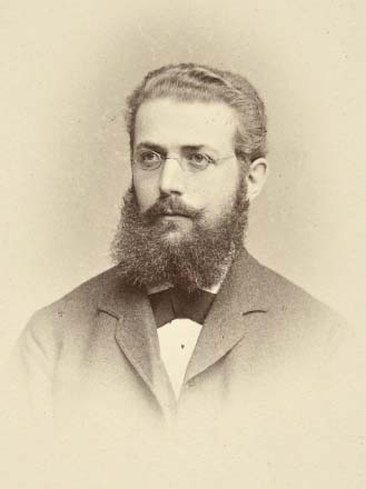 Georg Ferdinand Frobenius（1849-1818，在Office 1875-1892）