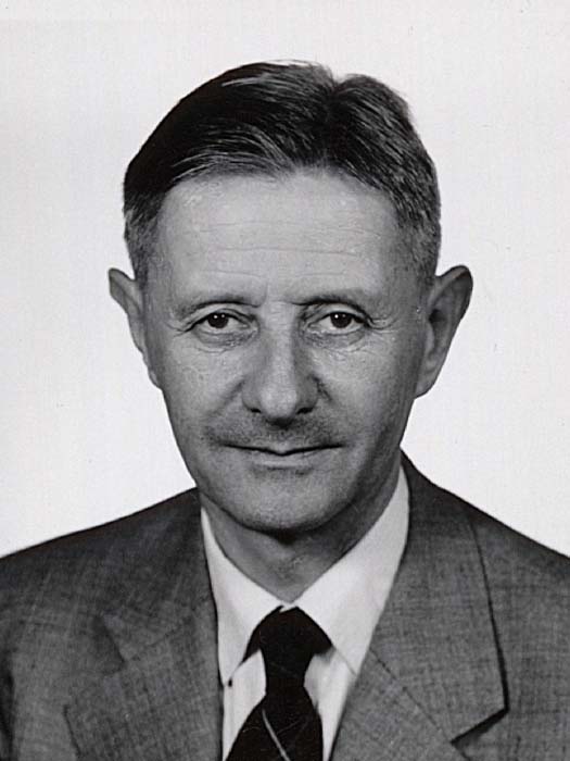 Enlarged view: Heinz Hopf portrait black and white